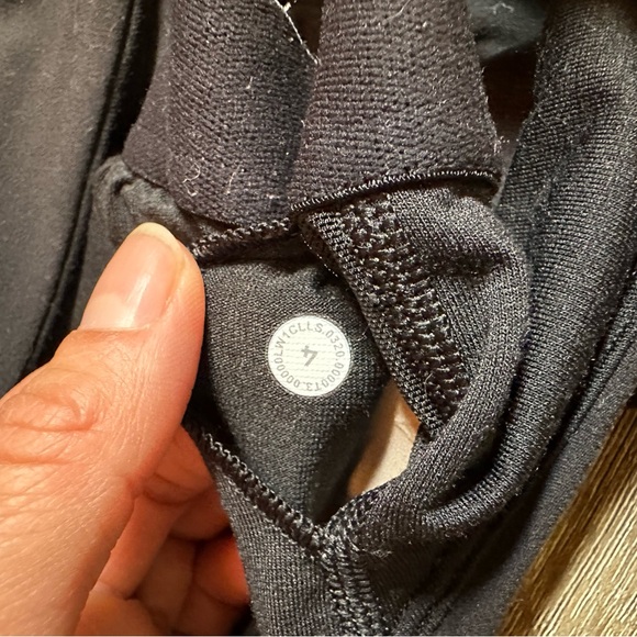 Lululemon Key to Balance Yoga Tank - Picture 3 of 4